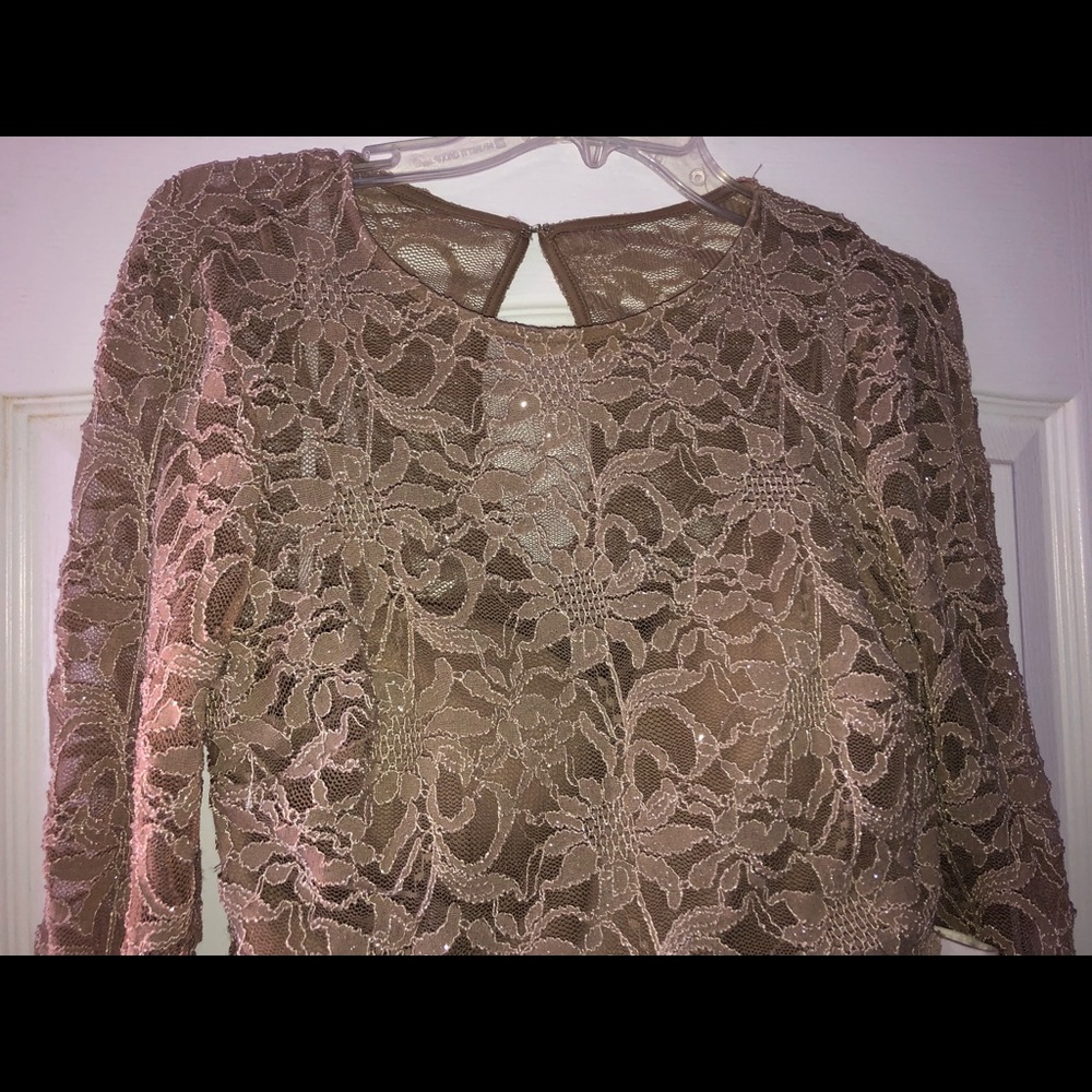 GOLD/WHITE FORMAL DRESS
